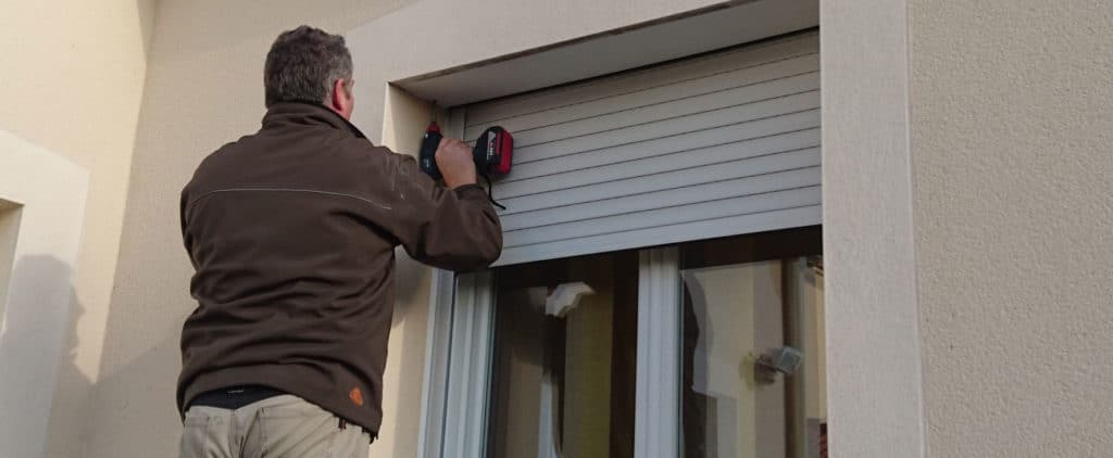 Dépannage de serrure sur un volet roulant en urgence Paris et Ile de