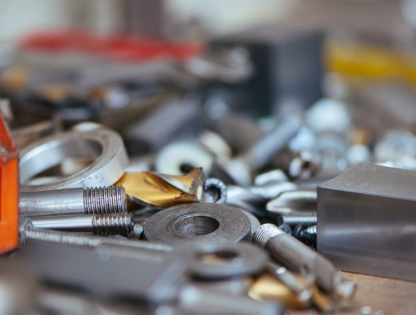 Pourquoi faire appel à un réparateur de rideaux métalliques ?